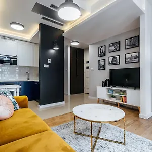 apartamenty-wielopole.krakowhotelspoland.com/